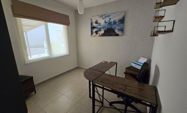 Renta casa zibata condominio el canto  con alberca y cuarto de servico QRO.