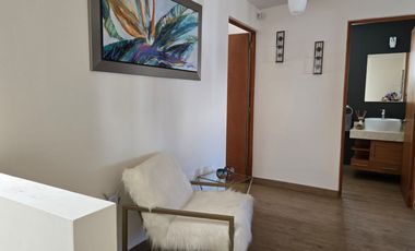 Renta casa zibata condominio el canto  con alberca y cuarto de servico QRO.