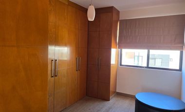 Renta casa zibata condominio el canto  con alberca y cuarto de servico QRO.