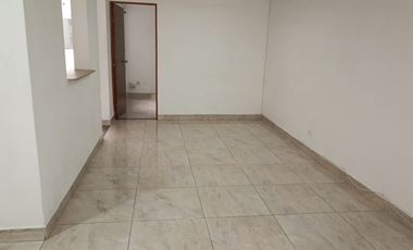 RENTO CASA EN LOPEZ DE MESA