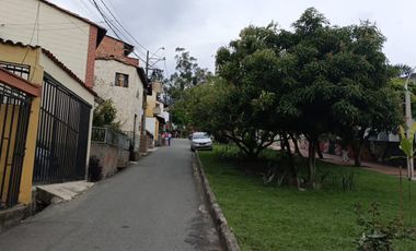 RENTO CASA EN LOPEZ DE MESA