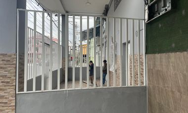 E14 - Venta Edificio Rentero Centro Guayaquil con 6 suites y 3 departamentos Rentando 2.250 mensuales -