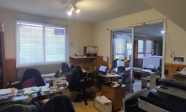 Casa esquina Av. Fourcade Pto Montt