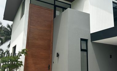 C165 - Venta Casa en Mocoli Golf Club - Isla Mocolí - Samborondón