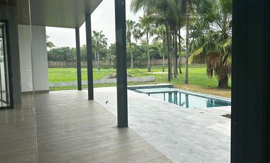 C165 - Venta Casa en Mocoli Golf Club - Isla Mocolí - Samborondón
