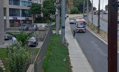 Se arrienda departamento un ambiente camino troncal cerca Universidad Canal Chacao