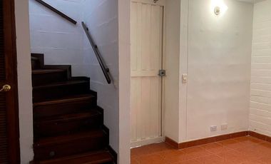Casa en arriendo en el sector Prados de Sabaneta, Sabaneta