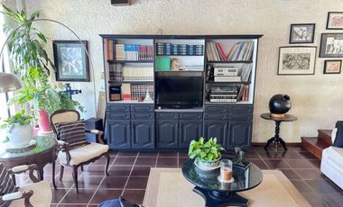 CASA EN VENTA EN LAS CAÑADAS