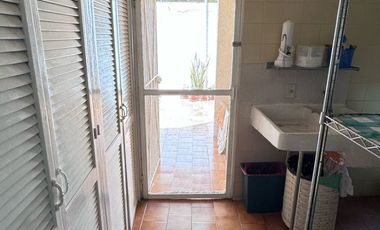 CASA EN VENTA EN LAS CAÑADAS