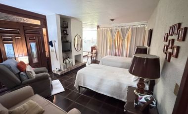 CASA EN VENTA EN LAS CAÑADAS