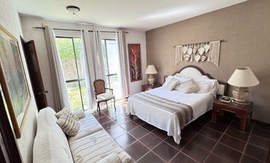 CASA EN VENTA EN LAS CAÑADAS