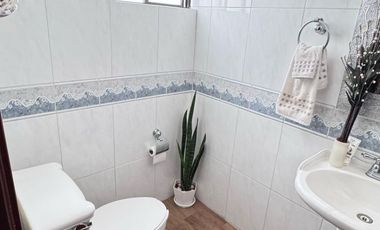 CASA EN VENTA EN LAS CAÑADAS