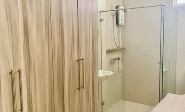 Beautiful Three Bedrooms House in Garden Ridge