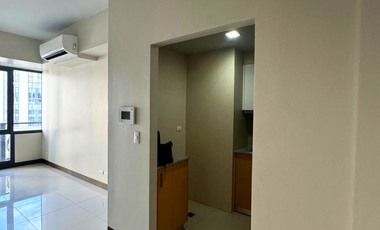 1 Bedroom Condo FOR SALE in The Florence McKinley Hill across Chinese International School