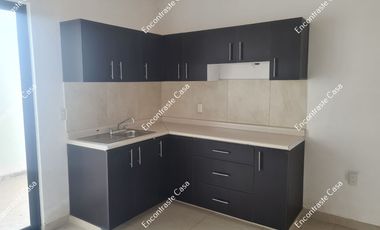 CASA NUEVA SOBRE CAMINO VIEJO A TEJERIAS