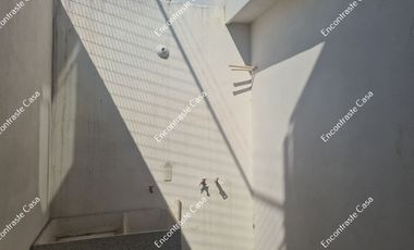 CASA NUEVA SOBRE CAMINO VIEJO A TEJERIAS