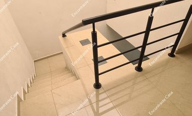 CASA NUEVA SOBRE CAMINO VIEJO A TEJERIAS