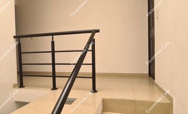 CASA NUEVA SOBRE CAMINO VIEJO A TEJERIAS