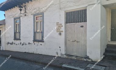 CASA CENTRICA EN VENTA, EN EMILIO CARRANZA, URUAPAN, MICHOACAN