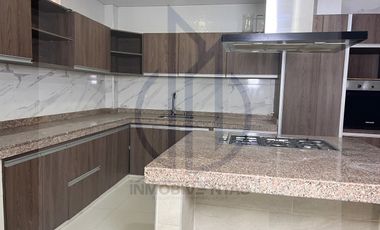 CASA EN VENTA VIA PTO. LOPEZ