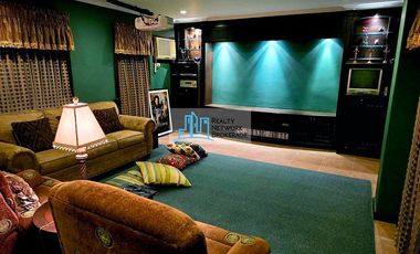 4 Bedroom House For Sale in North Town Homes