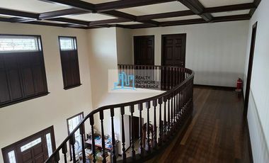 4 Bedroom House For Sale in North Town Homes