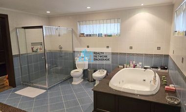 4 Bedroom House For Sale in North Town Homes