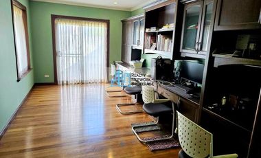 4 Bedroom House For Sale in North Town Homes