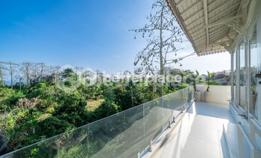 Bohemian Style with Ocean View Villa in a Peaceful Coastal Setting