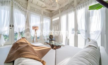 Bohemian Style with Ocean View Villa in a Peaceful Coastal Setting