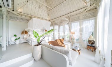 Bohemian Style with Ocean View Villa in a Peaceful Coastal Setting