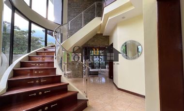 Seaside Serenity: Luxurious 4-Bedroom House for Rent in Amara, Liloan!