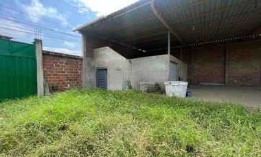 En venta estratégico  terreno comercial en via Manta Montecristi, zona norte, cerca a La Fabril