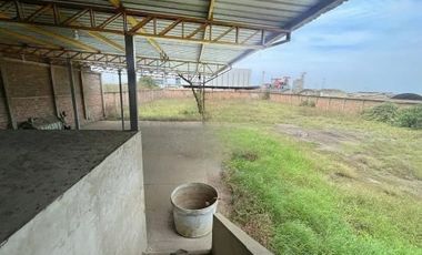 En venta estratégico  terreno comercial en via Manta Montecristi, zona norte, cerca a La Fabril