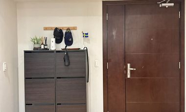 Corner 3 bedrooms facing Salcedo Park for rent in Escala Salcedo Makati