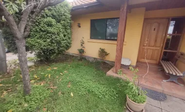 Hermosa casa en 5 Norte a pasos de UCM, Las Rastras