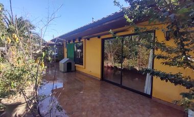 Hermosa casa en 5 Norte a pasos de UCM, Las Rastras