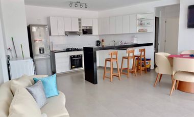 Moderno Flat en primer piso con piscina!