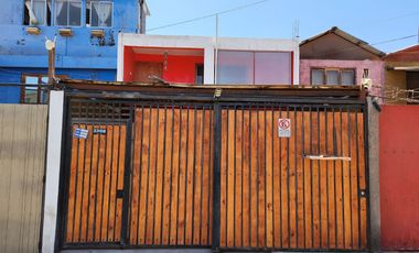 Se Vende Casa en Villa Frei, Alto Hospicio – Regularizada