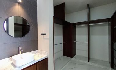 CASA EN VENTA EN MERIDA YUCATAN 4 RECAMARAS ZONA COUNTRY