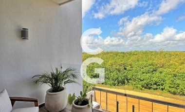 Casa en Venta en Puerto Morelos en Bahía Petempich Frente al Mar con 7 Rec