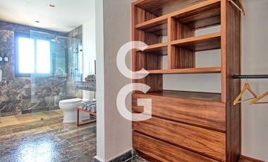 Casa en Venta en Puerto Morelos en Bahía Petempich Frente al Mar con 7 Rec