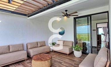 Casa en Venta en Puerto Morelos en Bahía Petempich Frente al Mar con 7 Rec