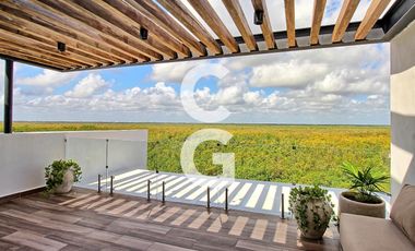 Casa en Venta en Puerto Morelos en Bahía Petempich Frente al Mar con 7 Rec