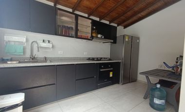 ARRENDAMOS HERMOSA CASA CAMPESTRE AMOBLADA CONJUNTO CERRADO FLORIDABLANCA 4 ALCOBAS