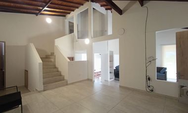 ARRENDAMOS HERMOSA CASA CAMPESTRE AMOBLADA CONJUNTO CERRADO FLORIDABLANCA 4 ALCOBAS