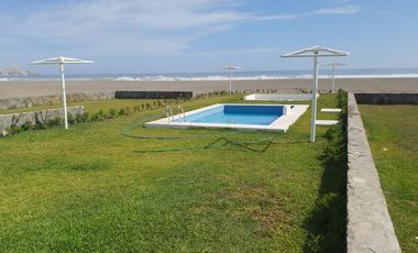 Alquiler de casa de playa en el Club Solimar