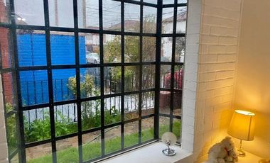 Buena y Linda Casa 4D 2B Remodelada en Condominio seguro