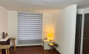 Buena y Linda Casa 4D 2B Remodelada en Condominio seguro