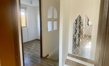 Buena y Linda Casa 4D 2B Remodelada en Condominio seguro
